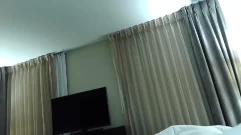 Snapshot of tenn239 chatting on 04/13/26, 01:00 tenn239 online show from 04/13/26, 01:00