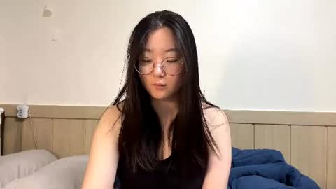 Snapshot of tennietubolino chatting on 07/02/26, 05:24 Yeri online show from 07/02/26, 05:24