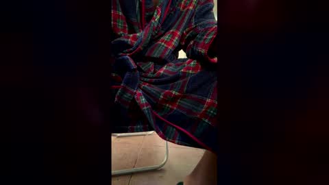 Snapshot of tenninchdick chatting on 04/29/26, 04:22 TENNinchDick online show from 04/29/26, 04:22
