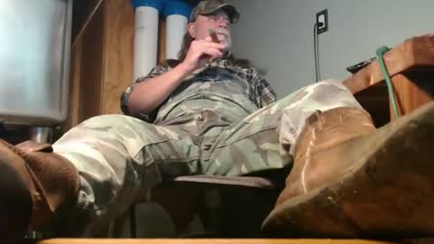 Tennredneck online show from 03/18/26, 02:15