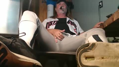 Tennredneck online show from 05/01/26, 12:37