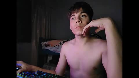 Snapshot of tenshi747 chatting on 02/21/25, 05:24 tenshi747 online show from 02/21/25, 05:24