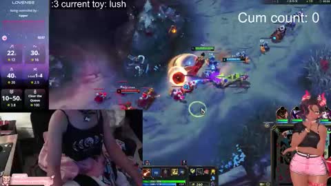 Snapshot of tentaclesareppl chatting on 12/01/25, 03:22 Nexu online show from 12/01/25, 03:22