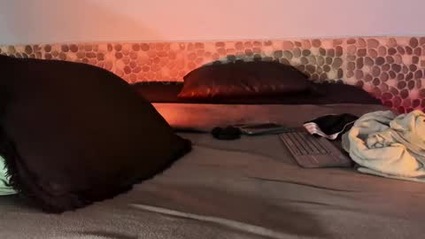 Teo online show from 01/17/25, 01:15