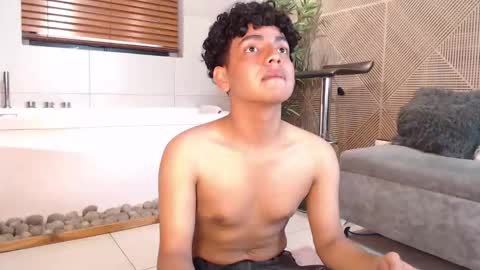 Teo Dantex online show from 01/08/26, 07:49