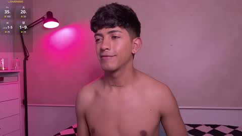 teo brown Independent model online show from 10/01/25, 12:27
