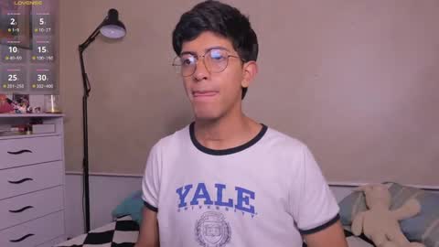 teo browny online show from 11/21/25, 02:43