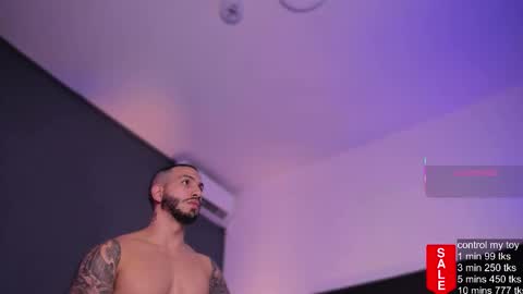 Snapshot of teoferrer chatting on 10/21/25, 08:42 Teo Ferrer online show from 10/21/25, 08:42