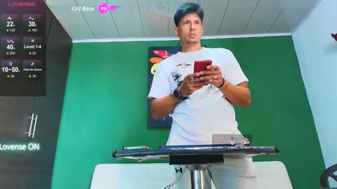 teoyes_ online show from 10/01/25, 06:58