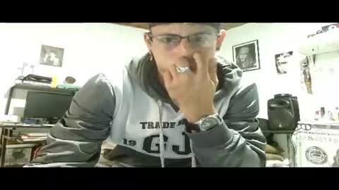 teoyes_ online show from 12/17/25, 04:07