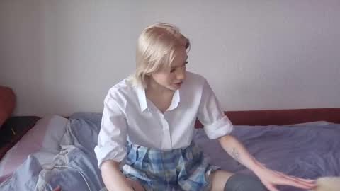 Anna online show from 02/16/26, 05:03