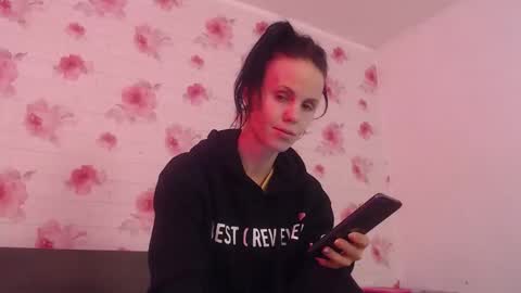 teresalovex online show from 10/31/25, 11:22