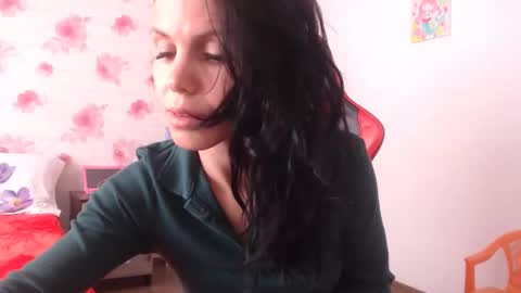 Snapshot of teressa_lovee chatting on 04/15/26, 10:44 teressa_lovee online show from 04/15/26, 10:44