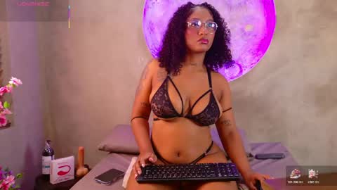 Snapshot of terra_king chatting on 04/27/26, 04:38 CALL ME TERRA online show from 04/27/26, 04:38