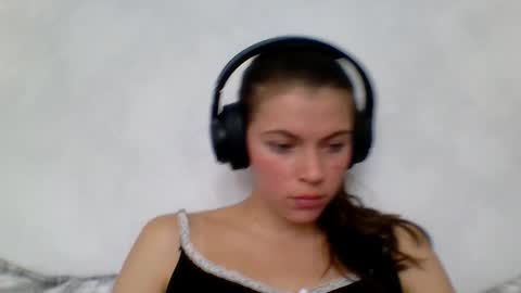 Anny Simpson online show from 09/15/25, 05:29