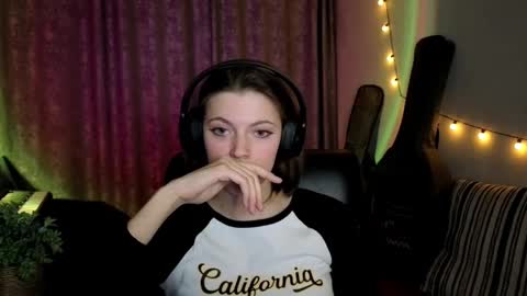 Anny Simpson online show from 02/25/26, 08:40