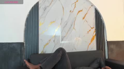 terranze_z online show from 09/27/25, 08:03