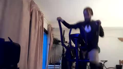 terre28 online show from 10/18/25, 05:46