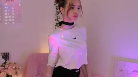 Caroline online show from 05/21/26, 05:09