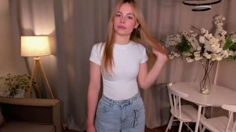 Snapshot of terrysimp chatting on 10/16/25, 02:07 Maya online show from 10/16/25, 02:07