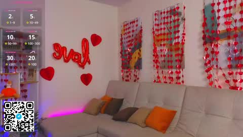 Snapshot of tesalune chatting on 02/20/25, 05:44 Tessa online show from 02/20/25, 05:44