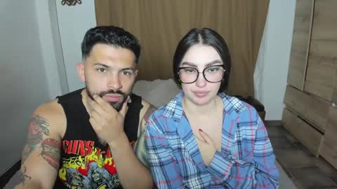 Snapshot of teseo_and_afrodita_ chatting on 01/09/25, 04:30 teseo_and_afrodita_ online show from 01/09/25, 04:30