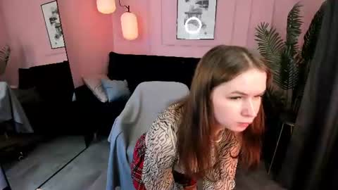 Snapshot of tessa__cute chatting on 07/11/26, 06:05 Tessa online show from 07/11/26, 06:05