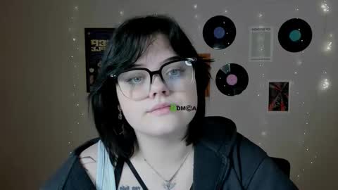 tessa_dream_ online show from 01/16/26, 07:29