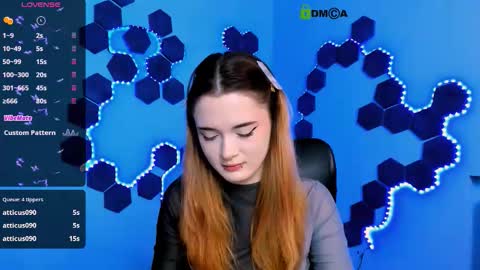 tessa_tea online show from 12/04/25, 08:17