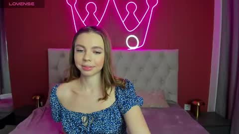 Tessa 3 online show from 03/10/25, 01:23