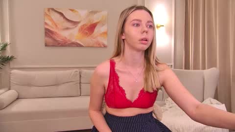 Snapshot of tessaadorablee chatting on 03/08/26, 06:39 tessaadorablee online show from 03/08/26, 06:39