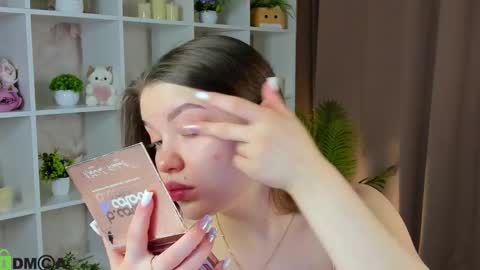 Tessa online show from 02/04/26, 04:18