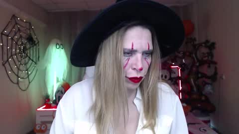 tessadaybreak online show from 10/31/25, 08:37