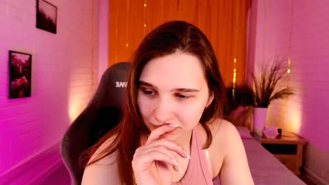 Tessa online show from 01/19/26, 09:35