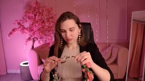 Tessa online show from 03/09/26, 06:06