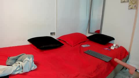 tessanahs online show from 04/12/26, 02:44