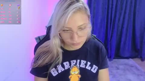 Snapshot of tessawhisnton chatting on 02/13/25, 06:27 Tessy online show from 02/13/25, 06:27