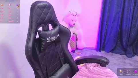 Snapshot of tessawhisnton chatting on 02/27/25, 06:31 Tessy online show from 02/27/25, 06:31