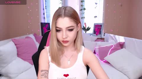 Snapshot of tessawillson chatting on 01/21/25, 07:37 Tessa online show from 01/21/25, 07:37