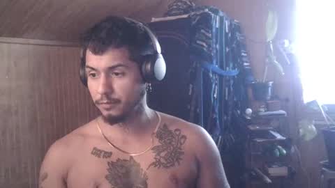 Snapshot of testotease chatting on 01/11/25, 06:23 Milo online show from 01/11/25, 06:23