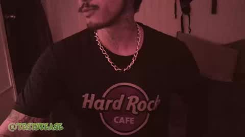 Snapshot of testotease chatting on 09/21/25, 03:52 Milo online show from 09/21/25, 03:52