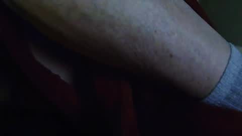 Snapshot of tetuo2 chatting on 11/26/25, 04:57 tetuo2 online show from 11/26/25, 04:57