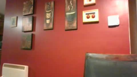 Snapshot of tetuo2 chatting on 11/28/25, 12:02 tetuo2 online show from 11/28/25, 12:02