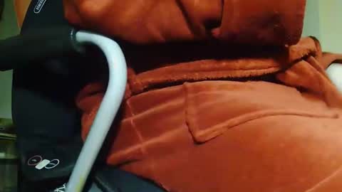 Snapshot of tetuo2 chatting on 11/30/25, 07:23 tetuo2 online show from 11/30/25, 07:23