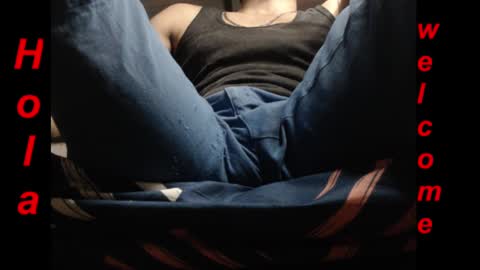 Snapshot of tevezbien chatting on 12/18/24, 07:04 Yeffrith online show from 12/18/24, 07:04