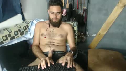 Snapshot of tevezbien chatting on 02/27/26, 05:13 Yeffrith online show from 02/27/26, 05:13