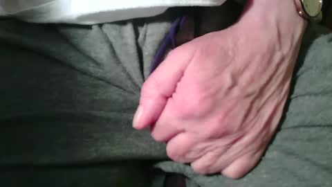 Snapshot of texan2020 chatting on 12/07/24, 03:25 texan2020 online show from 12/07/24, 03:25