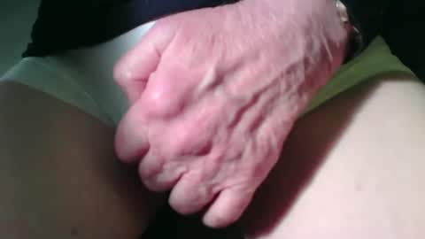 Snapshot of texan2020 chatting on 02/10/25, 04:47 texan2020 online show from 02/10/25, 04:47