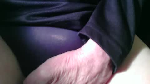 Snapshot of texan2020 chatting on 02/21/25, 06:04 texan2020 online show from 02/21/25, 06:04