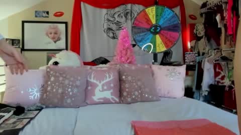 peachy online show from 01/24/25, 08:54